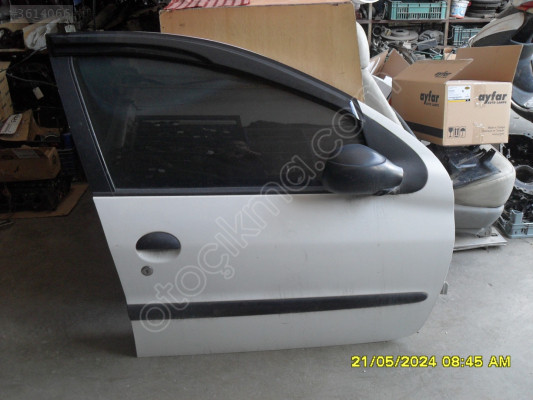 PEUGEOT 206 ÇIKMA SAĞ ÖN KAPI