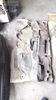 Renault Clio 2 iç keçe döşeme çıkma