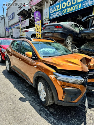 Dacia Sandero Stepway 3 Çıkma Sağ Ön Çamurluk