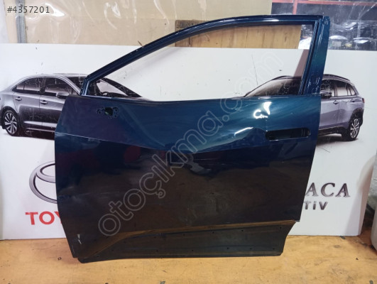 2024-2025 TOYOTA C-HR ÇIKMA ORİJİNAL SOL ÖN KAPI