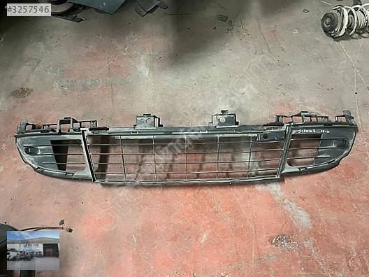 OTO CEMDEN ÇIKMA RENAULT SCENİC 3 TAMPON IZGARASI
