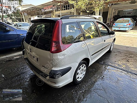 Peugeot 206 sw sağ arka çamurluk asistan oto