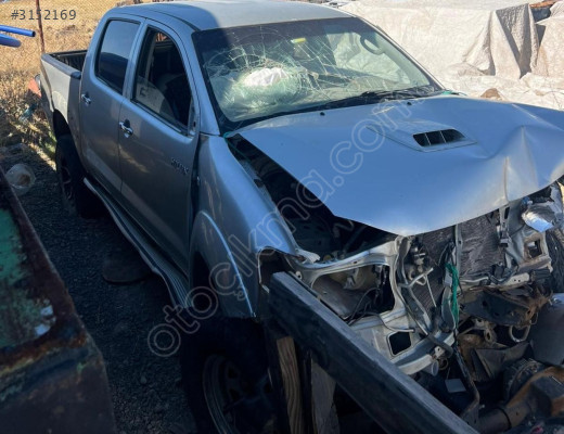 TOYOTA HİLUX ÇIKMA YEDEK PARÇA !!!!!!!!
