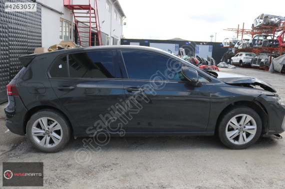 2024 - 2025 VW GOLF SAĞ ARKA KAPI 5H4833056