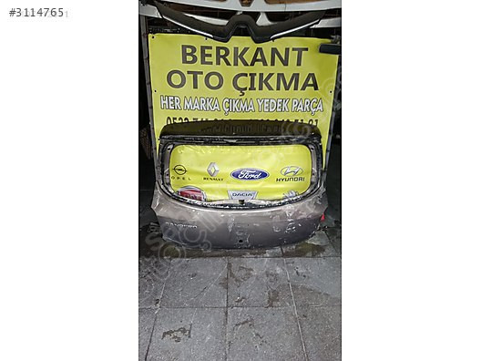 Dacia Sandero bagaj kapağı 8.500 TL