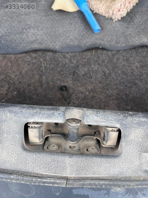 RENAULT LAGUNA 1 BAGAJ KİLİDİ KARŞILIGI