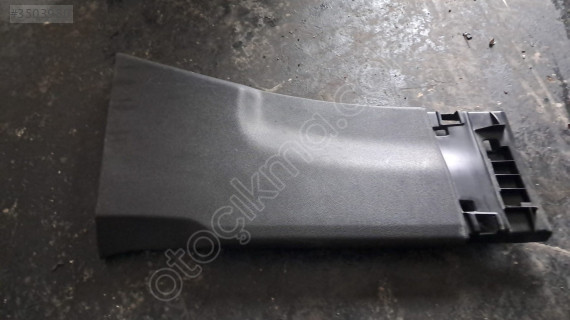 RENAULT TALİSMAN SAĞ ORTA DİREK KAPLAMASI 769158856R