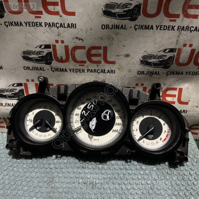 MERCEDES E250 2015 GÖSTERGE SAATİ ÜÇEL OTO ÇIKMA BURSA