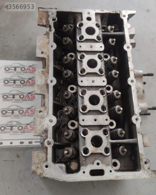 VW GOLF 7 SEAT İBİZA 1.2 BENZİNLİ SİLİNDİR KAPAĞI 04L103404T