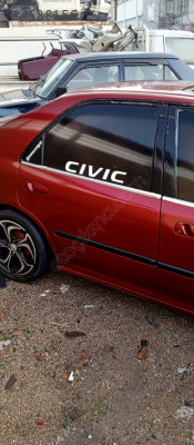 Honda civic ies sağ arka kapı