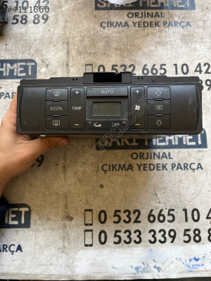ÇIKMA AUDI A4 8D0 820 043 M 8D0820043M KLİMA KONTROL PANELİ