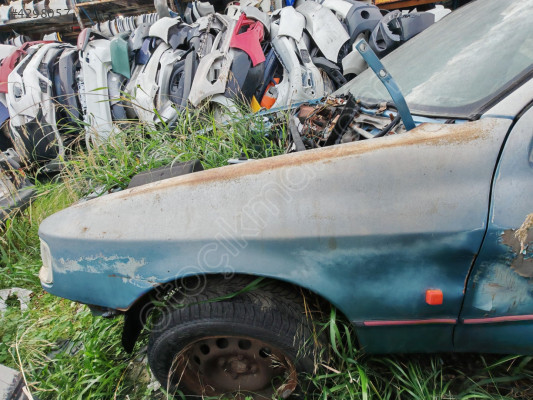 FORD SIERRA SOL ÖN ÇAMURLUK