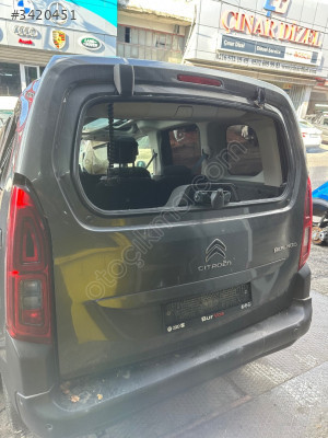 Citreon berlingo arka bagaj kapağı