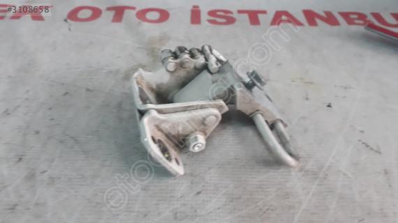 VOLKSWAGEN PASSAT KAPI MENTEŞESİ  CC SAĞ ÖN ALT 3C88314120