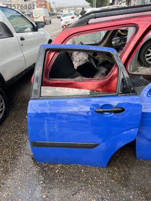 Ford Focus 1 Sol Arka Kapı - Mert Oto Çıkma Parçaları