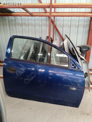 Corsa c sağ ön kapı coupe