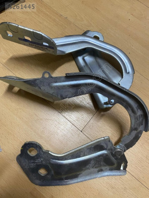 Focus 2012-2015  Orjinal Ön Kaput Menteşe Sağ BM51A16800AD