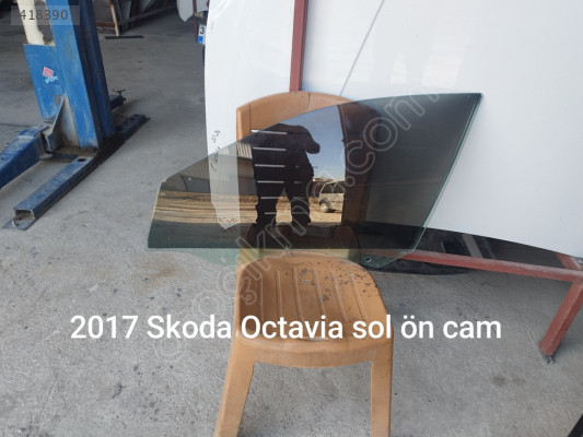 Skoda Octavia çıkma sol ön kapı camı
