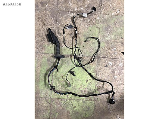 BMW E90 SAĞ ARKA KAPI ELEKTRİK TESİSATI