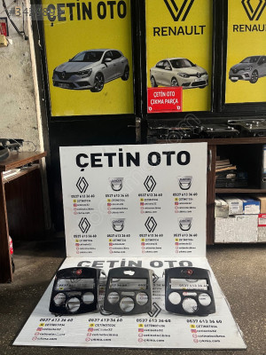 Clio 3 Teyp Çerçevesi Piona Black 8200407843