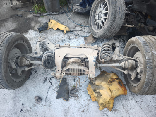 opel omega arka tasıyıcı travers salınack
