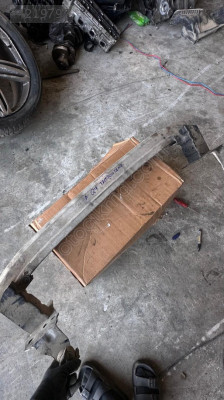 AUDİ Q7 2007 MODEL ÖN TAMPON DEMİRİ ORİJİNAL ÇIKMA