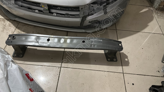 FİAT EGEA HB-CROSS ÖN TAMPON DEMİRİ ÇIKMA ORJİNAL