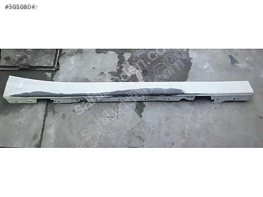 BMW 1 SERİ F20 KASA SAĞ MARŞPİYEL