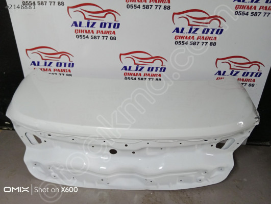 Renault Megane 4 bagaj kapağı