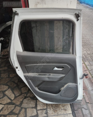 DACİA DUSTER 2022 MODEL SOL ARKA KAPI