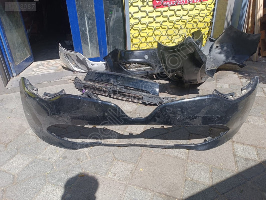 RENAULT CLİO 4 ÖN TAMPON SİYAH ÇIKMA ORJİNAL YEDEK PARÇA