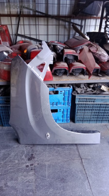 Opel ComboE  sağ ön çamurluk orijinal hatasız