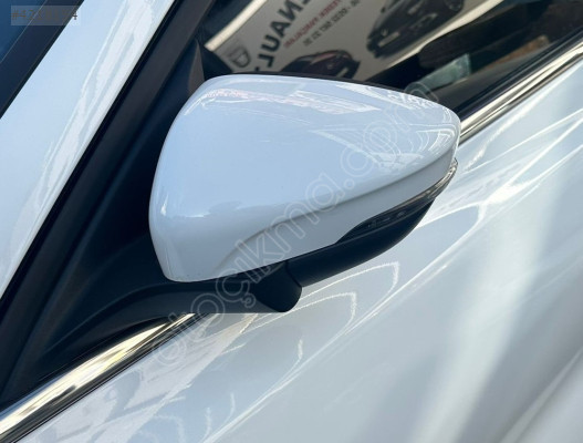 Ford Focus 2024 Çıkma Sol Ayna