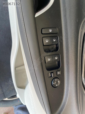 2024 Hyundai Bayon Dörtlü Cam Düğmesi Sıfır Orjinal