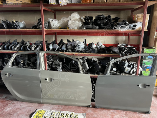 OPEL ASTRA ÇIKMA KAPI