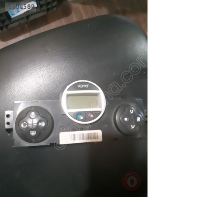 RENAULT MEGANE 2 KALORİFER KONTROL ÜNİTESİ DİJİTAL (TEMİZ)
