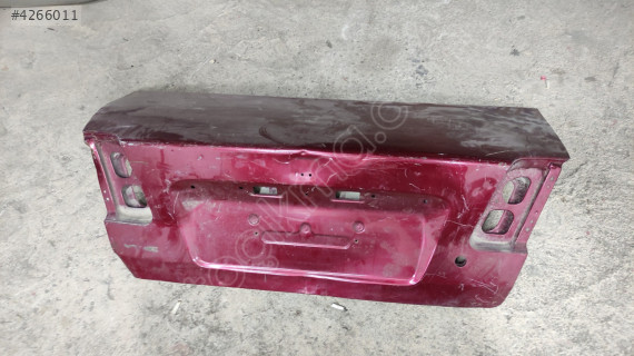 Honda Civic arka bagaj kapağı