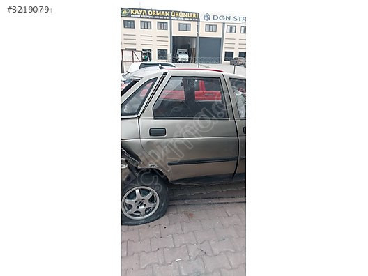 Lada Vega Sağ Arka Kapi