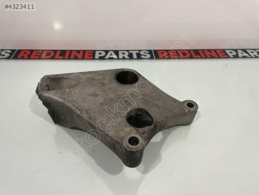 6788611-02 22116788611 BMW F30 N47 SOL MOTOR KULAK BRAKETİ