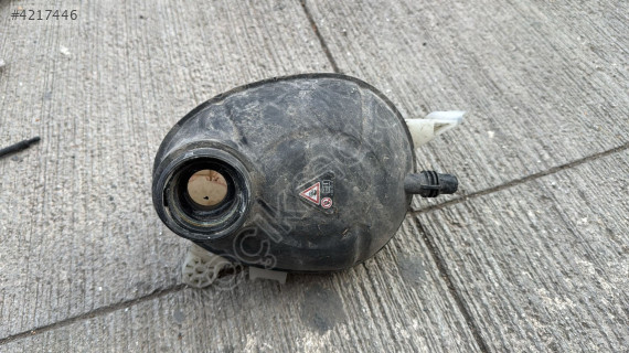 MERCEDES W213 E SERISI RADYATÖR SU BIDONU A2055000049