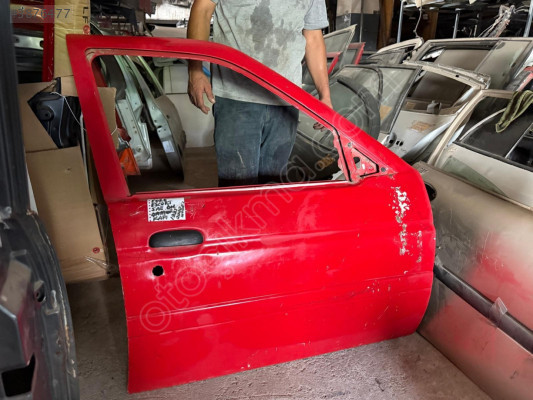 FORD ESCORT SAĞ ÖN KAPI 95-00 MODEL ORJİNAL ÇIKMA TEMİZ