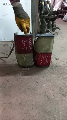 Mazda E2200 arka stop