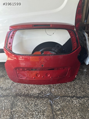 Dacia duster bagaj kapağı