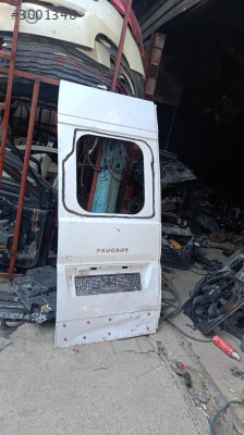 peugeot boxer sağ arka bagaj