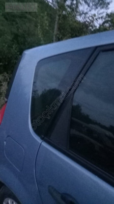 Renault Scenic 2 sağ arka kelebek cam