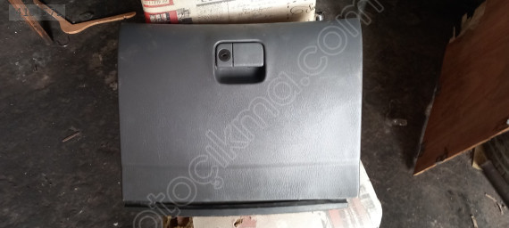 Toyota carina torpido kapağı