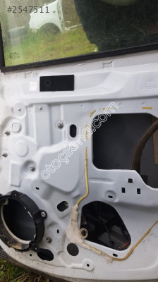 Renault Megan 4 Sağ Arka Cam Krikosu yedek parça