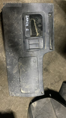 Lancia direksiyon alt plastik