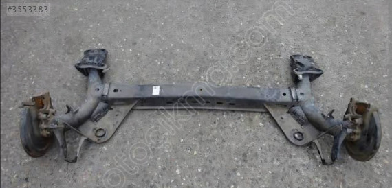 VOLKSWAGEN GOLF 7.5 ARKA DİNGİL DOLU
