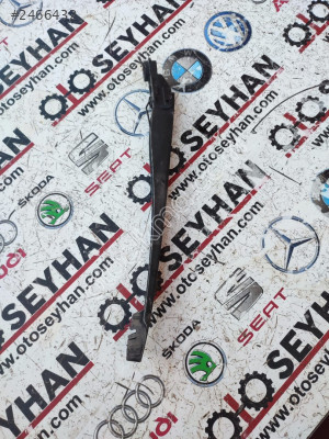 Opel Corsa arka cam silecek kolu